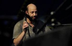 Musica dei sapori latinos a Salt Peanuts