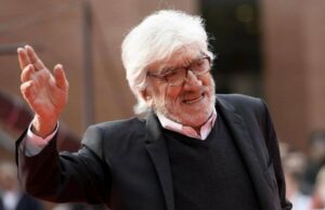 Addio a Gigi Proietti, oggi avrebbe compiuto 80 anni Gigi Proietti