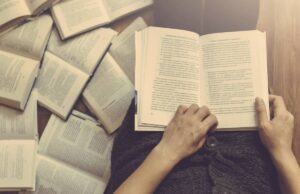 Un buon libro in attesa del vaccino Libro