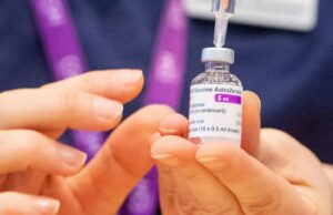 AstraZeneca, un po’ di chiarezza sull’aspetto scientifico e su quello politico AstraZeneca