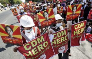 In ex Birmania il Movimento di Disobbedienza Civile mette in crisi i militari Ex Birmania