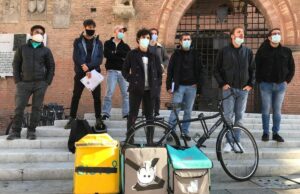 Dopo Amazon, i riders tornano a scioperare: «Non ordinate» Riders