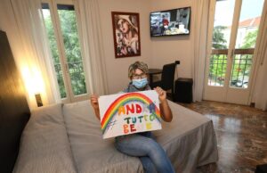 Un anno di pandemia, la solidarietà ha aiutato il personale sanitario Solidarietà