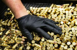 Armi, i numeri parlano chiaro: non ci convengono Armi