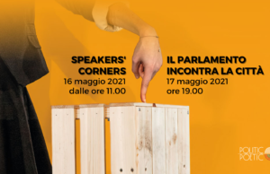 Politico Poetico: cento cassette in Piazza Maggiore per rappresentare i palchi politico