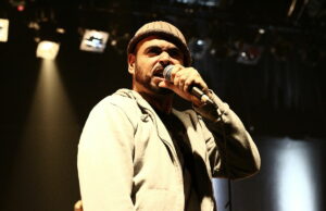 Rocé, il rapper-filosofo dalle periferie alla storia Rocé