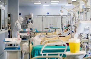 «I No Vax si paghino le cure», il populismo anticostituzionale della Regione Lazio Regione Lazio