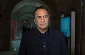 Mimmo Lucano condannato, «una vendetta che ribalta la verità» Mimmo Lucano
