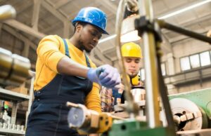 Permesso di soggiorno e incidenti sul lavoro, quel legame pericoloso Permesso di soggiorno