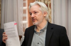 È tempo di mobilitarsi per salvare Julian Assange Julian Assange