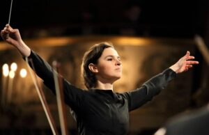 Stagione Opera 2022: al Teatro Comunale di Bologna la prima direttrice d’Orchestra Oksana Lyniv