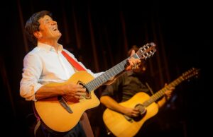 Gianni Morandi: «Le canzoni con Jovanotti mi hanno curato più in fretta» Gianni Morandi