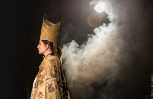 E se il Papa fosse donna? Lo spettacolo al Teatro Dehon teatro