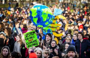 Per i servizi segreti il movimento ambientalista è da tenere sott’occhio Movimento ambientalista