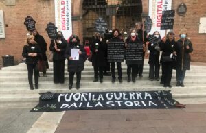 A Bologna di nuovo in piazza per le donne russe paficiste e ucraine Donne russe