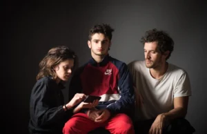 “Io non sono nessuno”: famiglia e breakdance nello spettacolo di Emilia Verginelli teatro