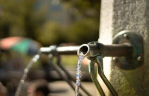 Tra ddl Concorrenza e ricorso bocciato l’acqua pubblica si allontana? Acqua pubblica