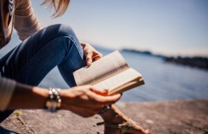 Un trio e un raggio nel buio: i consigli di lettura della settimana Consigli di lettura