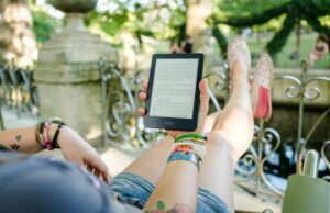 Come la digitalizzazione sta cambiando le abitudini di lettura