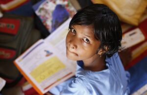 Riaprono le scuole, ma si può ancora leggere un libro per diletto Libro