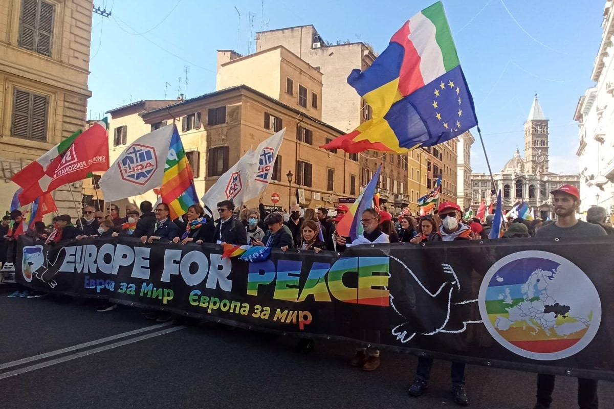 Il 5 novembre di Roma, la manifestazione per la pace | Radio Città Fujiko