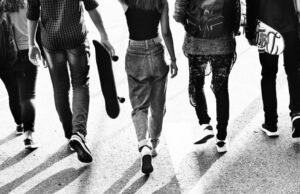 Adolescenti a Bologna. Tra cronaca nera e mancanza di opportunità