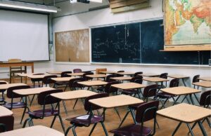 «No alla scuola dei colli», la protesta contro la riorganizzazione degli istituti Scuola