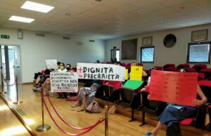 Appaltare precarietà, il mercato degli educatori