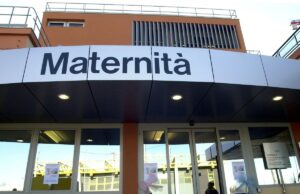 “Diventare madri a Bologna”, l’inchiesta del corso di giornalismo radiofonico Madri