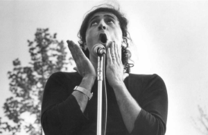 La memoria viva di Demetrio Stratos: a Ravenna l’archivio vocale del cantante