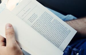 Libri per giustificare l’assenza dal lavoro, i consigli di lettura della settimana Consigli di lettura