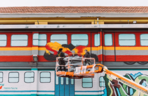 “Urbana”: gli urban artist rendono omaggio alla Scuola di pittura bolognese urbana
