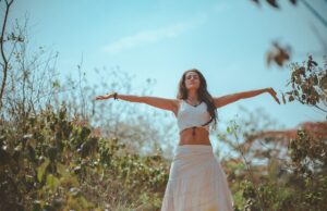 Gonfiore addominale: Cause, rimedi e dieta consigliata