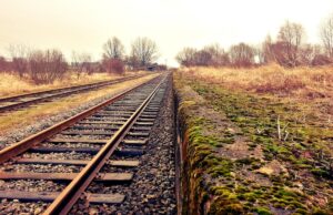 A quattro mesi dall’alluvione due linee ferroviarie sono ancora interrotte Linee ferroviarie