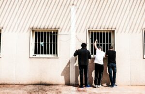 Sistema fallimentare, inumano e costoso: il report di ActionAid sui Cpr Cpr