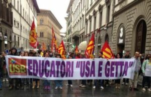 Sciopero dei servizi scolastici, le educatrici chiedono continuità lavorativa Sciopero