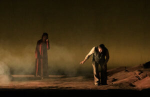 Manon Lescaut inaugura l’anno pucciniano in un deserto dell’anima