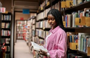 Perdersi tra le pagine di un libro: i consigli di lettura della settimana Libro