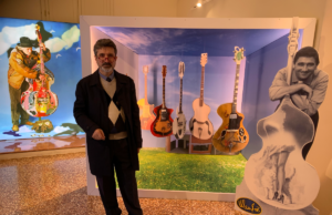 Le chitarre di Wandrè come “sculture sonore”, una mostra per conoscere un genio dimenticato