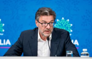 Legge di Bilancio, il governo litiga e noi paghiamo anche riarmo e spesa militare Legge di Bilancio