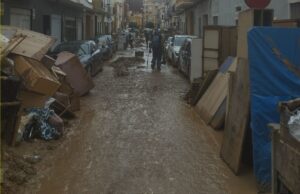 A Valencia la gestione degli aiuti è disastrosa quanto l’alluvione Valencia