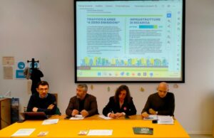 Rincari bus, Legambiente propone l’abbonamento unico metropolitano Abbonamento unico metropolitano