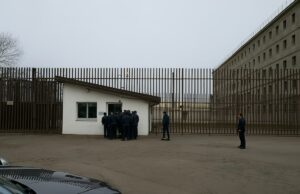 «I ragazzi hanno fame», l’ispezione degli eletti ai giovani detenuti nel carcere della Dozza Giovani detenuti