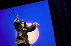 All’Arena del Sole un Don Giovanni “fisico”, interpretato da una donna Don Giovanni