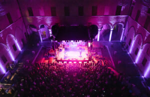 Ferrara Sotto le Stelle torna, dal 10 al 15 giugno, la ventinovesima edizione del festival Ferrara sotto le stelle