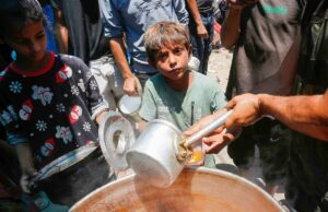 «Una trappola per uccidere», le ong contestano la gestione degli aiuti umanitari a Gaza Gaza