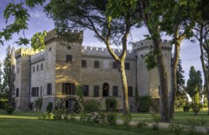 “Visioni al Castello”: il 27 giugno e il 2 luglio cinema d’autore nella bellezza di Castello Benelli
