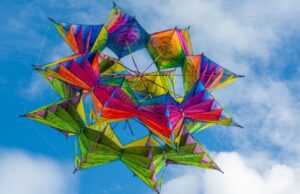 One Sky One World 2025 torna a Cervia: arte, pace e aquiloni dal 3 al 26 ottobre Festival Internazionale dell'Aquilone