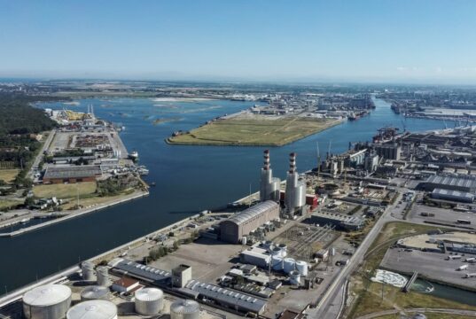 L’Italia è in guerra senza averlo dichiarato? Le parole inquietanti sul transito di armi a Ravenna Porto di Ravenna
