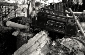 Il ruolo della radio nella trasmissione delle epoche di gioco glamour